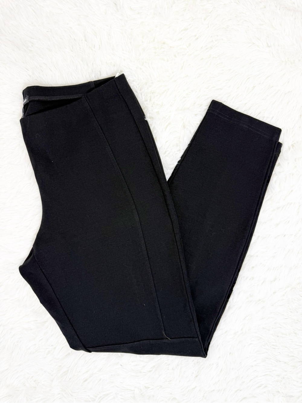Eileen Fisher Women’s Medium Black Pull-On Stretch Pants Slim Straight